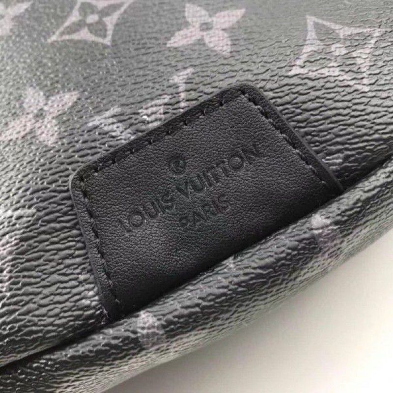 Discovery Bumbag Monogram Eclipse M44336